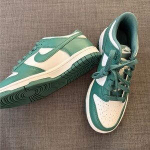 Nike Kids' Green Dunks NWOB